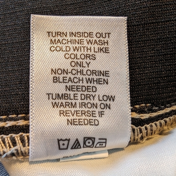 MJeans True Frayed Bell Bottoms Size Medium - Picture 10 of 11